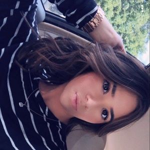 Meet your Posher, Alyssa